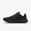 NIKE Revolution 6 