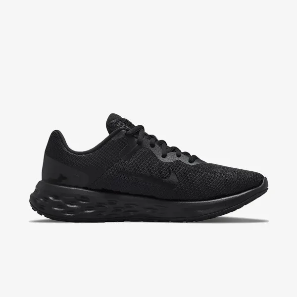 NIKE Revolution 6 