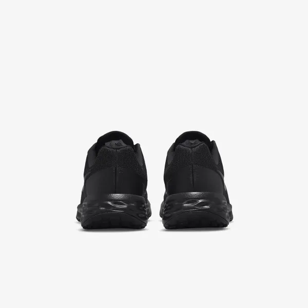 NIKE Revolution 6 
