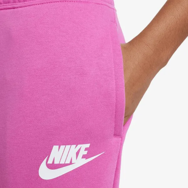 NIKE Sportswear Club 