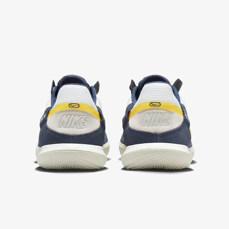 NIKE Streetgato 