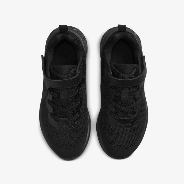 Nike Revolution 6 