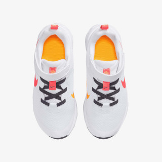 NIKE Revolution 6 