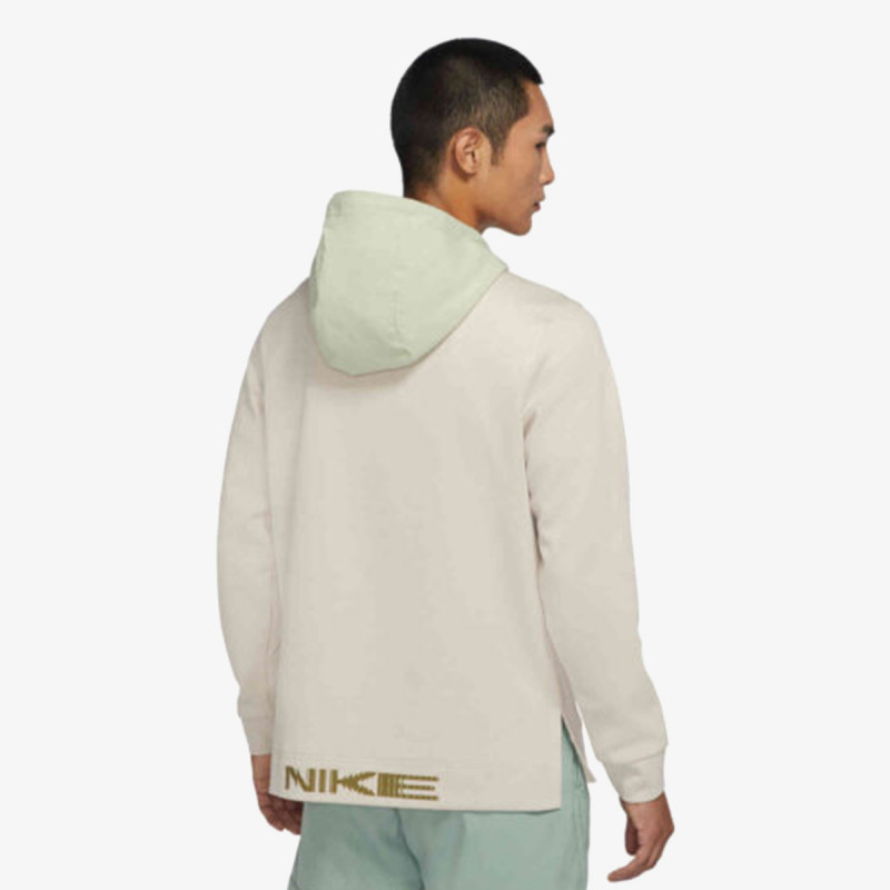 Nike Dri-FIT Fleece 