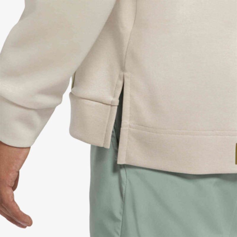 Nike Dri-FIT Fleece 