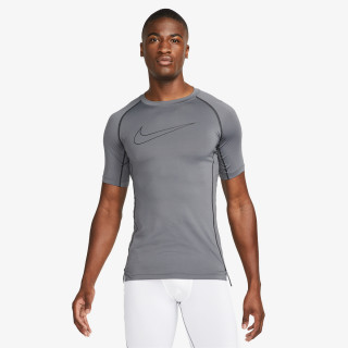 NIKE Pro Dri-FIT 