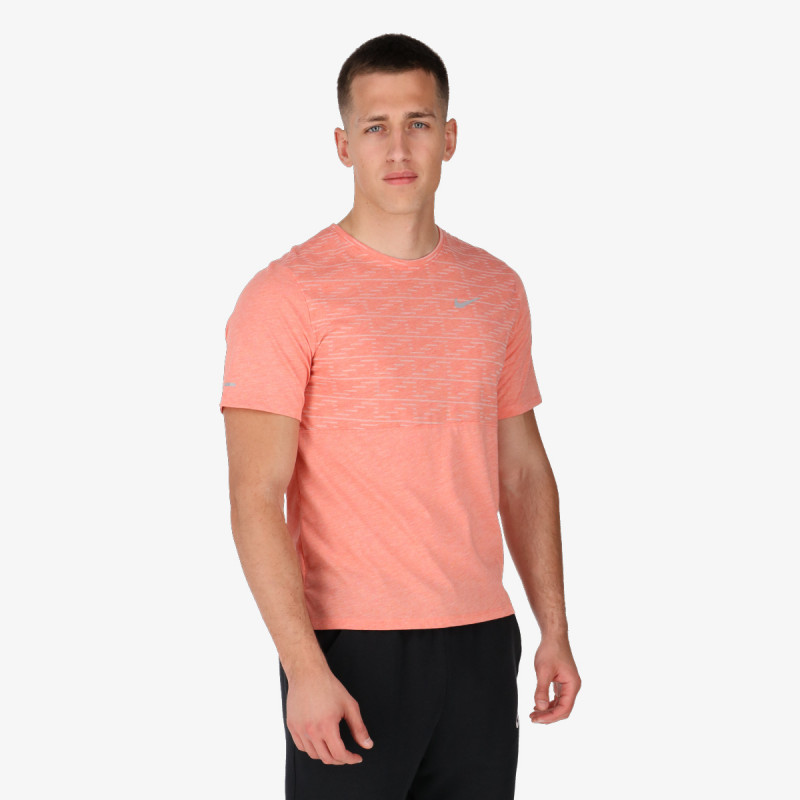 Nike Dri-FIT Run Division Miler 