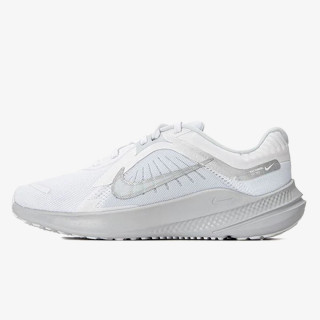 NIKE Quest 5 