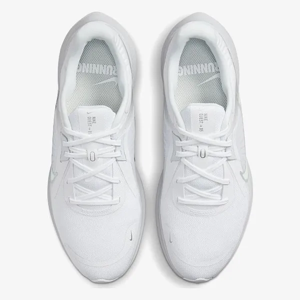 NIKE Quest 5 