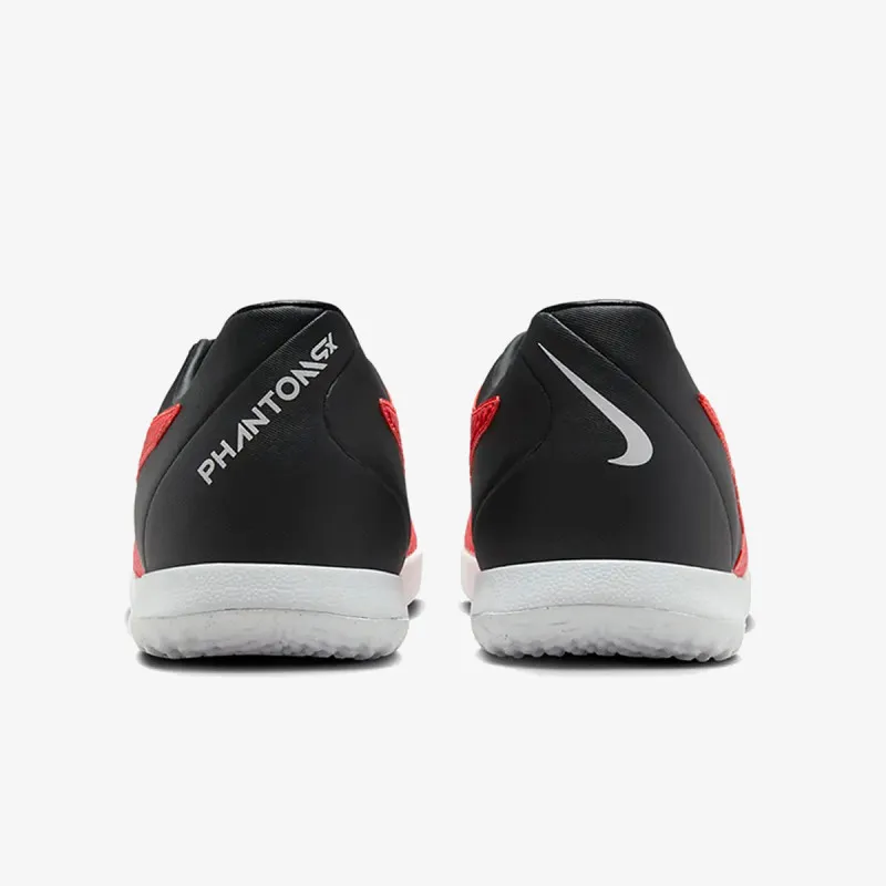 NIKE Phantom GX Academy 
