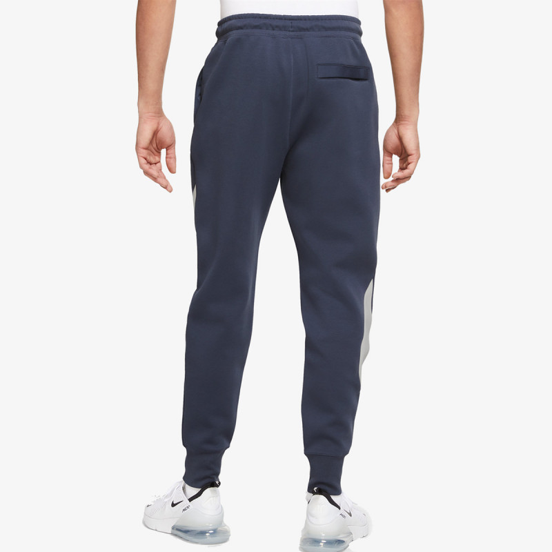 Nike Sportswear Swoosh Tech Fleece 