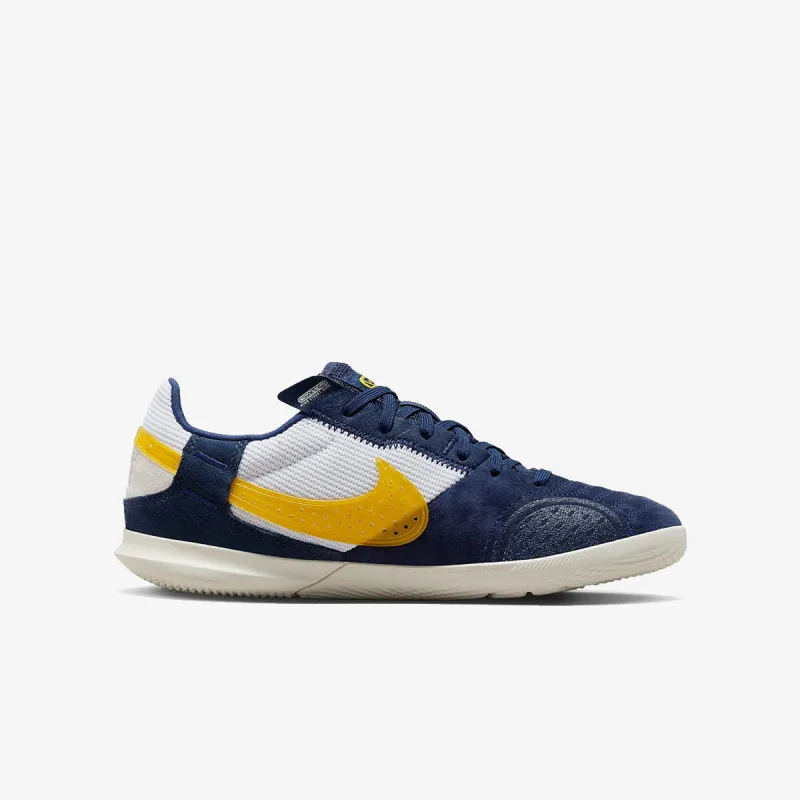 NIKE Streetgato 