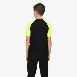NIKE Academy Pro 