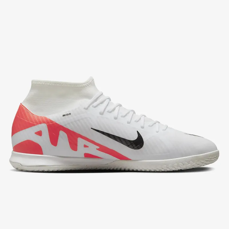 NIKE Zoom Mercurial Superfly 9 Academy IC 