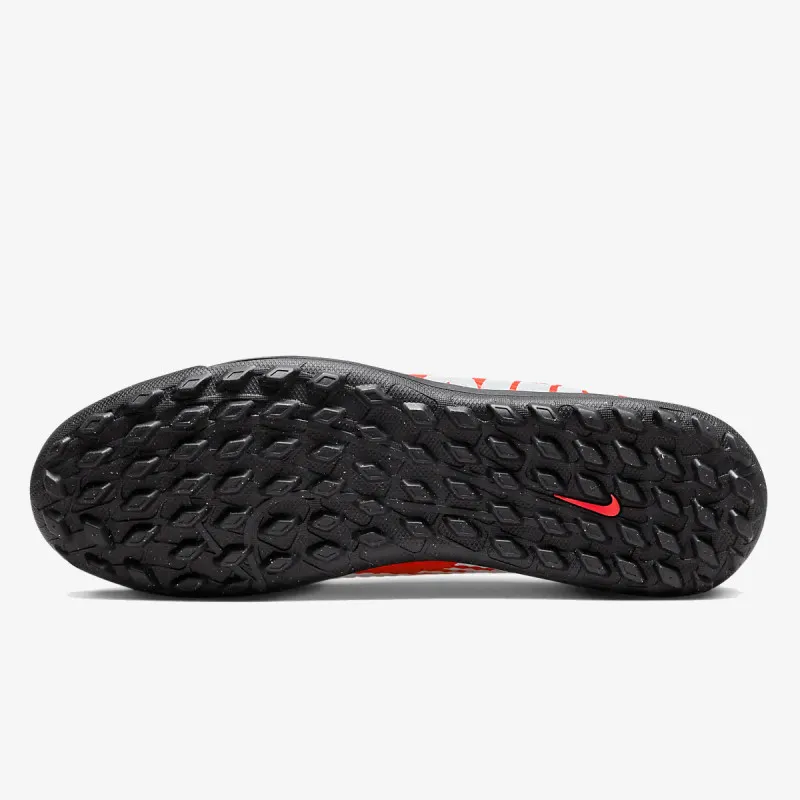 Mercurial Vapor 15 Club TF 