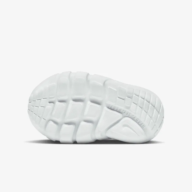 NIKE Flex Runner 2 