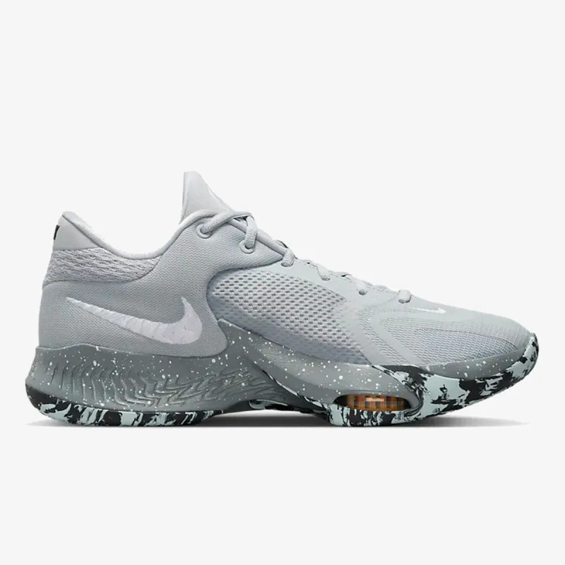 NIKE Zoom Freak 4 