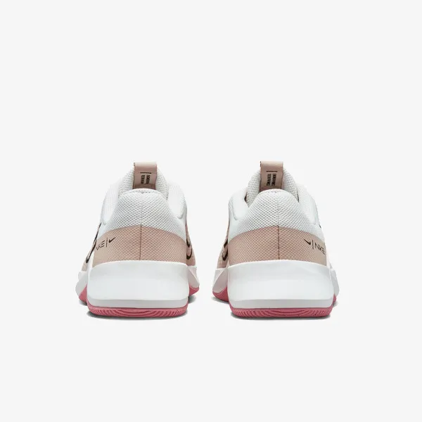 NIKE MC Trainer 2 