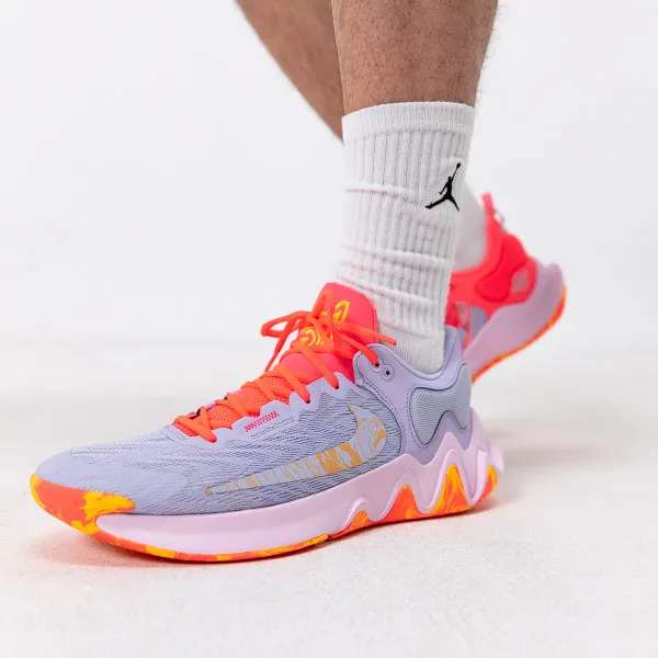 NIKE Giannis Immortality 2 