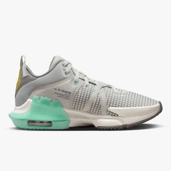 NIKE LeBron Witness 7 