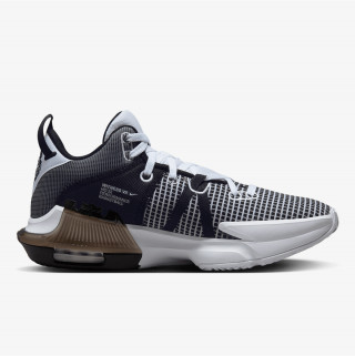 NIKE LeBron Witness 7 