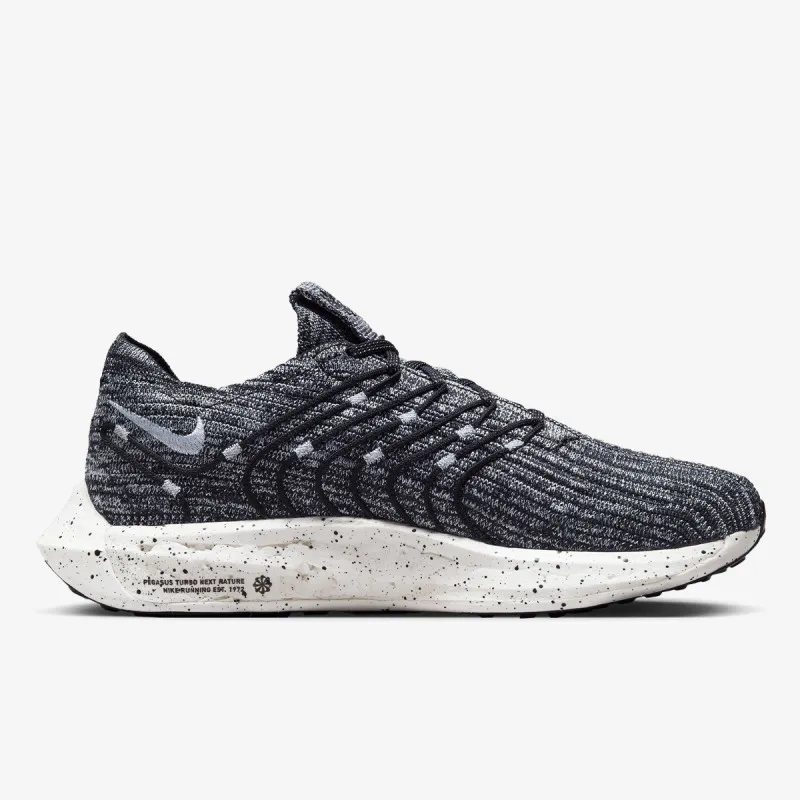 NIKE Pegasus Turbo 