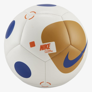 NIKE Maestro 