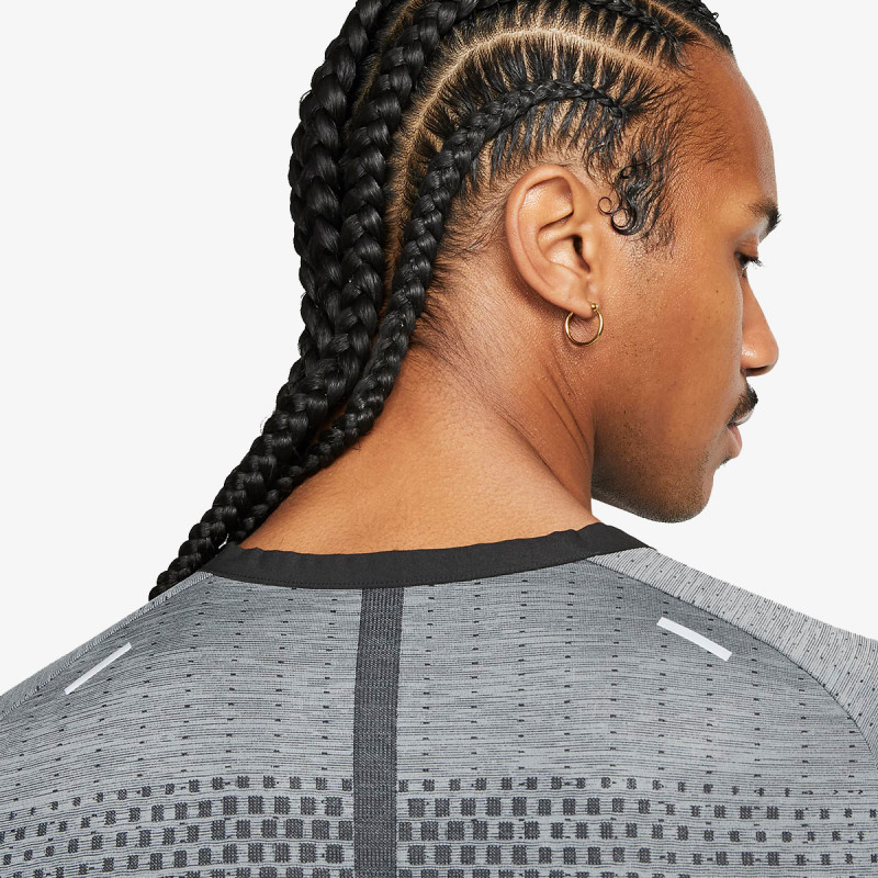 Nike M NK DFADV TECHKNIT ULTRA SS 