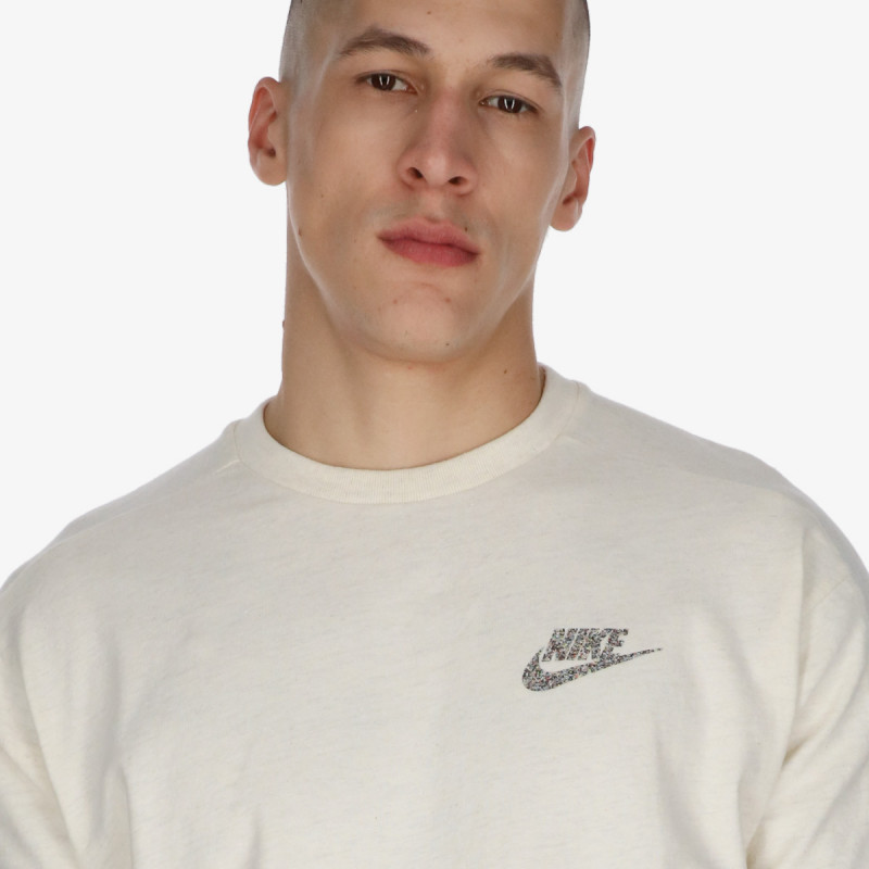 Nike Sportswear Revival 
