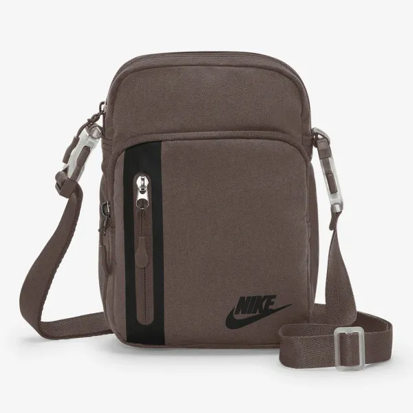 NIKE Elemental Premium 
