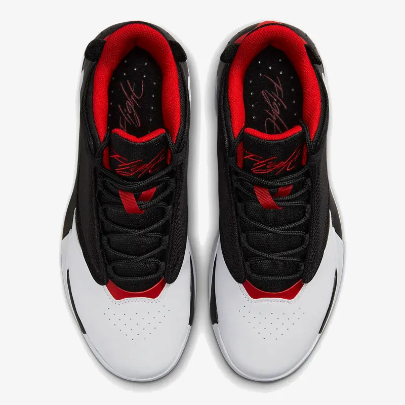 NIKE Jordan Max Aura 4 