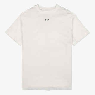 Nike Sportswear Essentials 