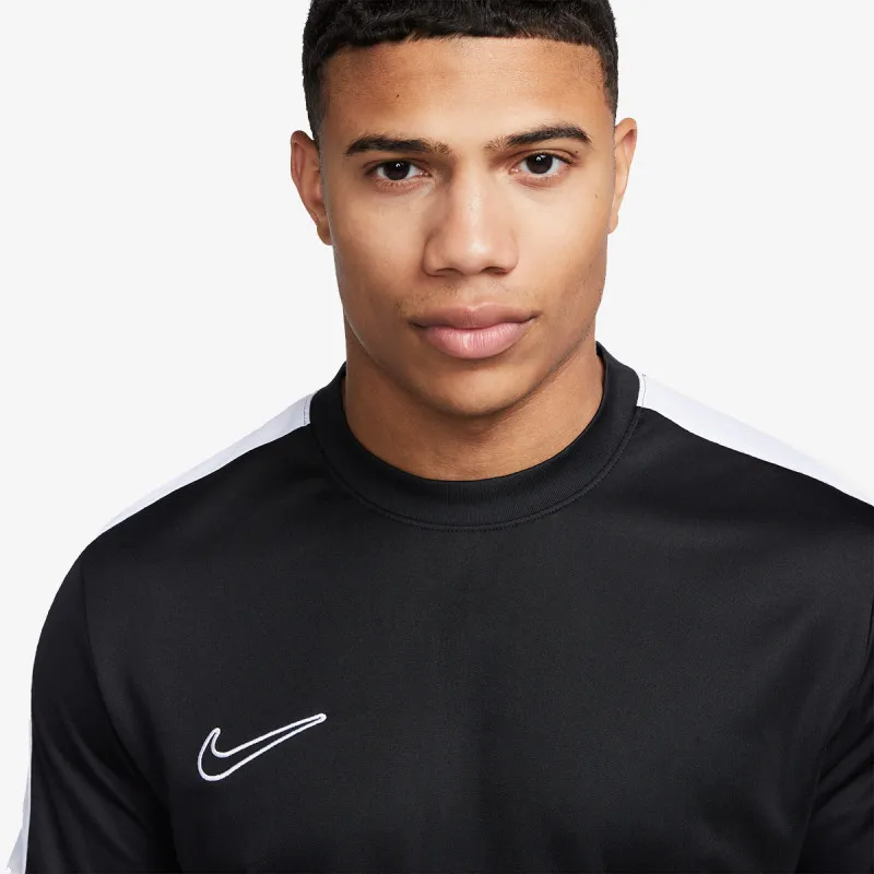 NIKE Dri-FIT Academy 