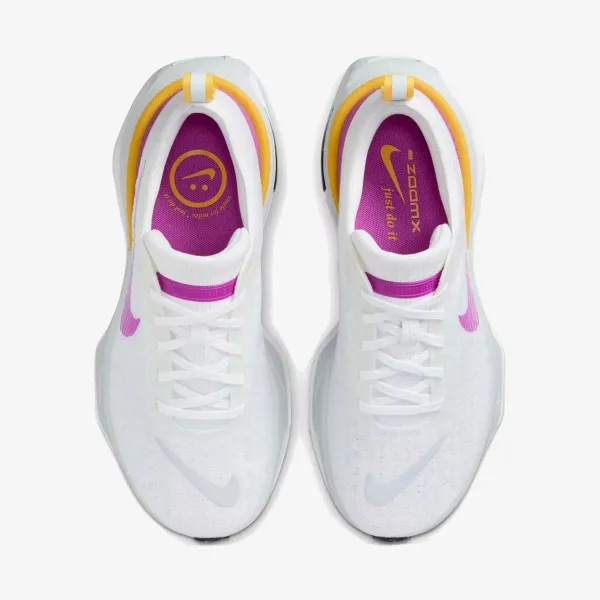 NIKE Invincible 3 