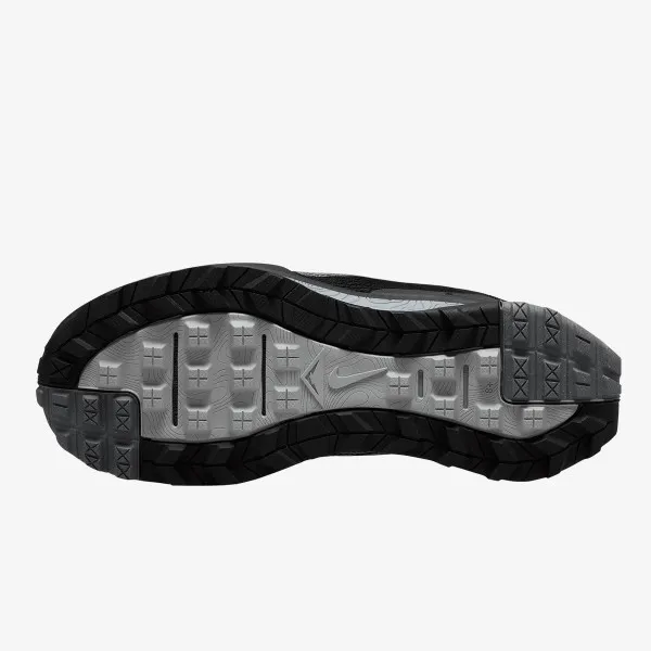 NIKE Wildhorse 8 