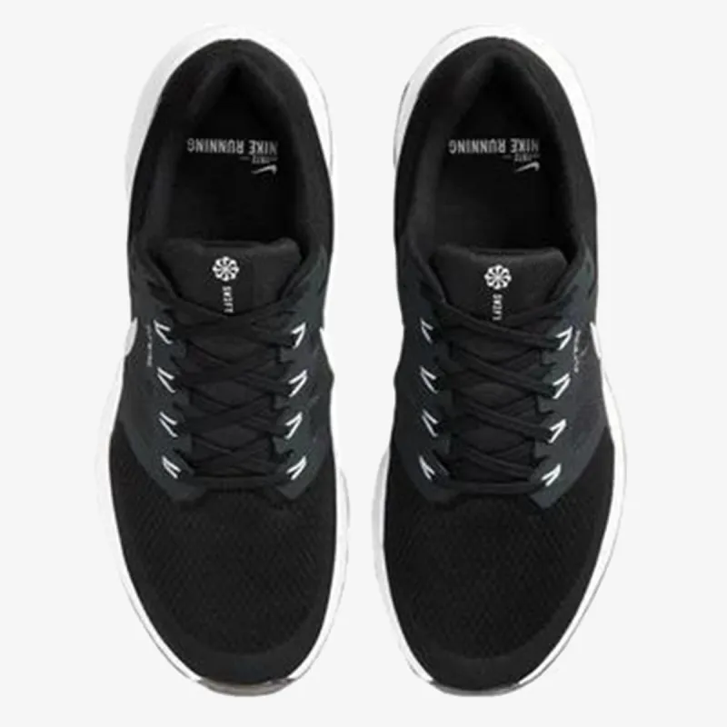 NIKE Run Swift 3 