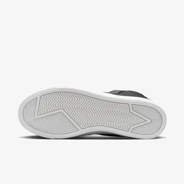 NIKE Blazer Mid Victory 