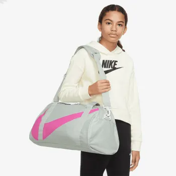 NIKE Gym Club 