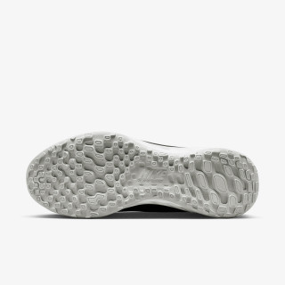 NIKE REVOLUTION 6 