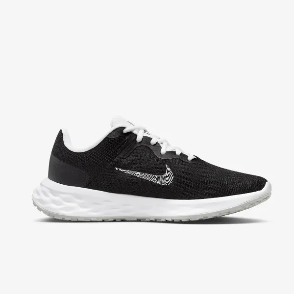 NIKE REVOLUTION 6 