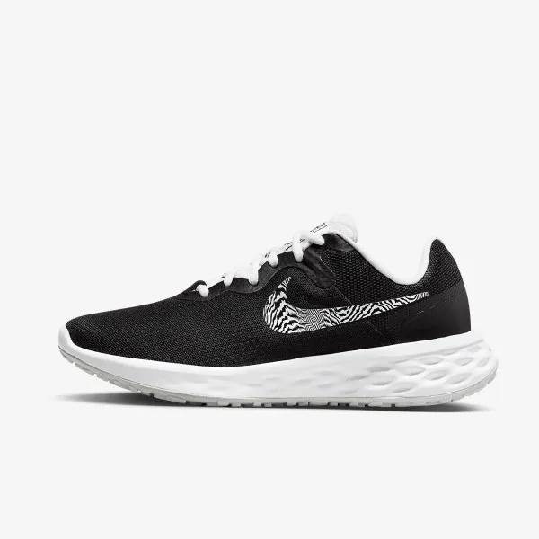 NIKE REVOLUTION 6 