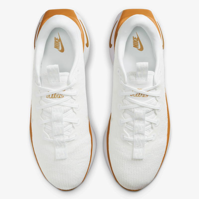 Nike Escape Momentum