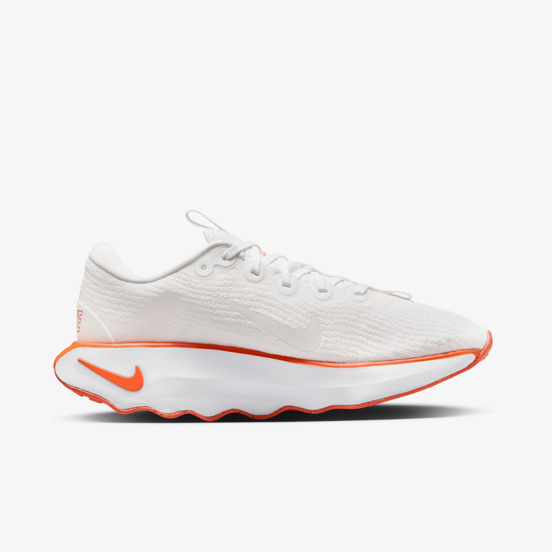 Nike Escape Momentum 