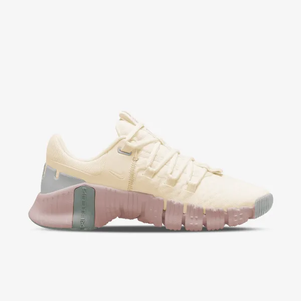 NIKE Free Metcon 5 
