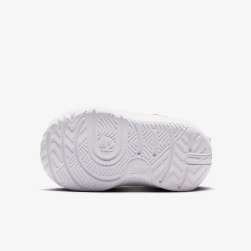 NIKE Team Hustle D 11 