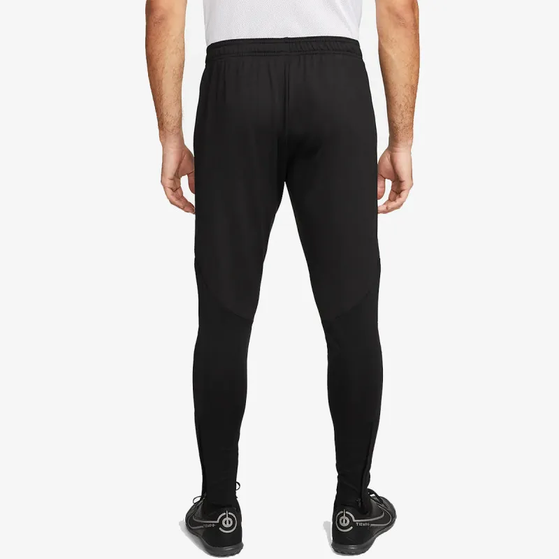 NIKE Dri-FIT Strike 