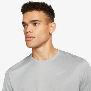 Nike Miler 