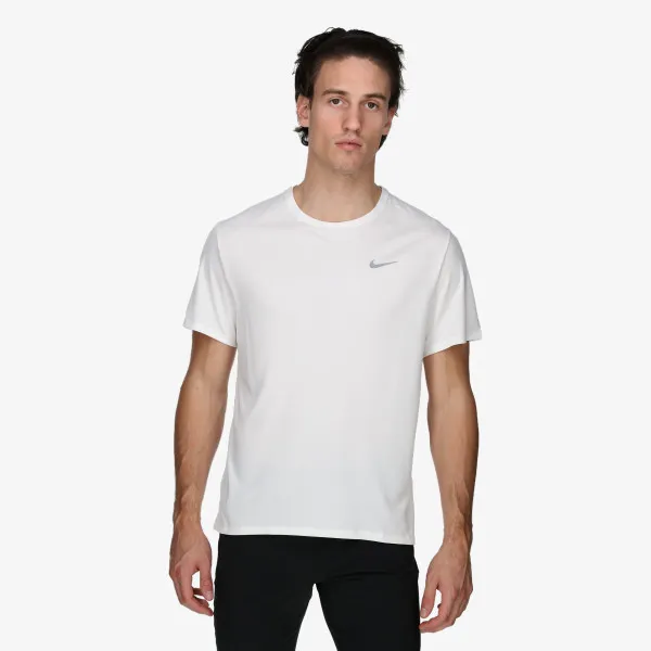 NIKE Dri-FIT UV Miler 