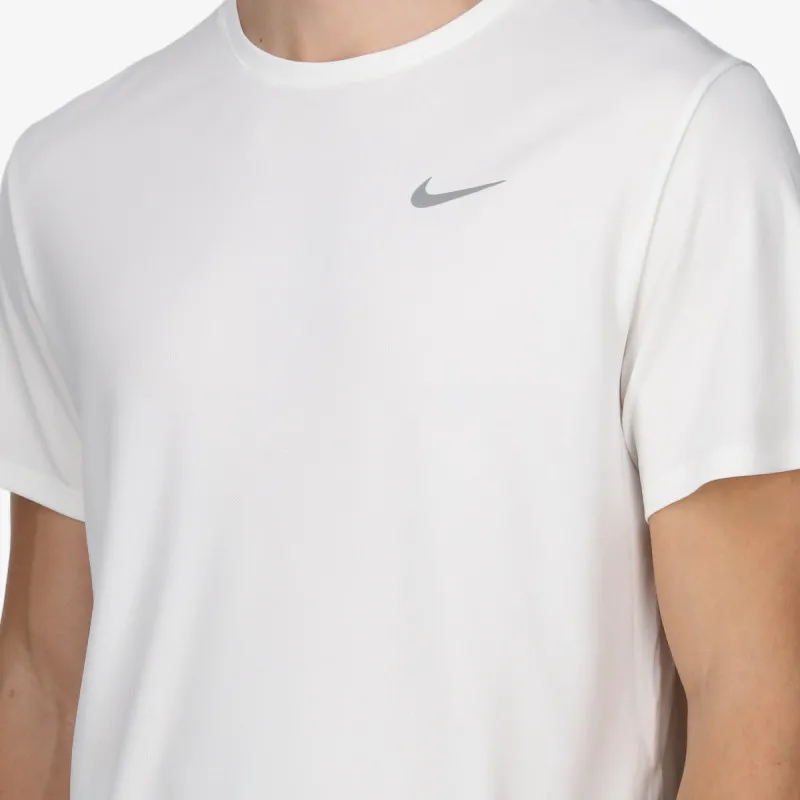 NIKE Dri-FIT UV Miler 