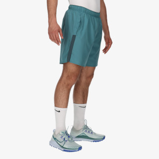 NIKE Dri-FIT Challenger 